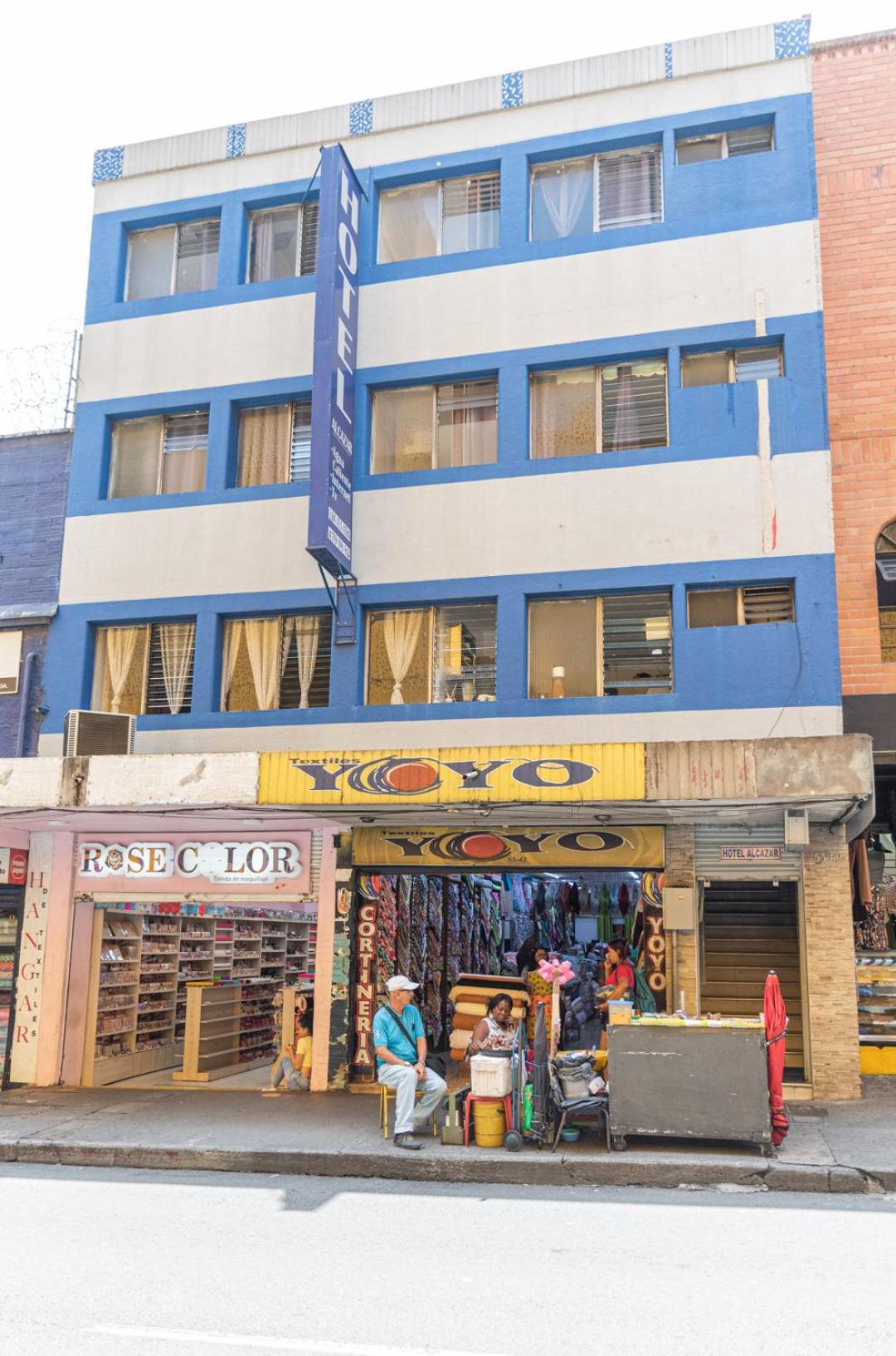 Hotel Alcazar Medellín Extérieur photo